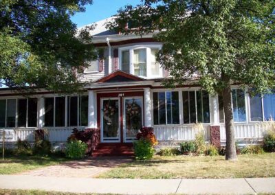 Prairie House Manor - Front Exterior